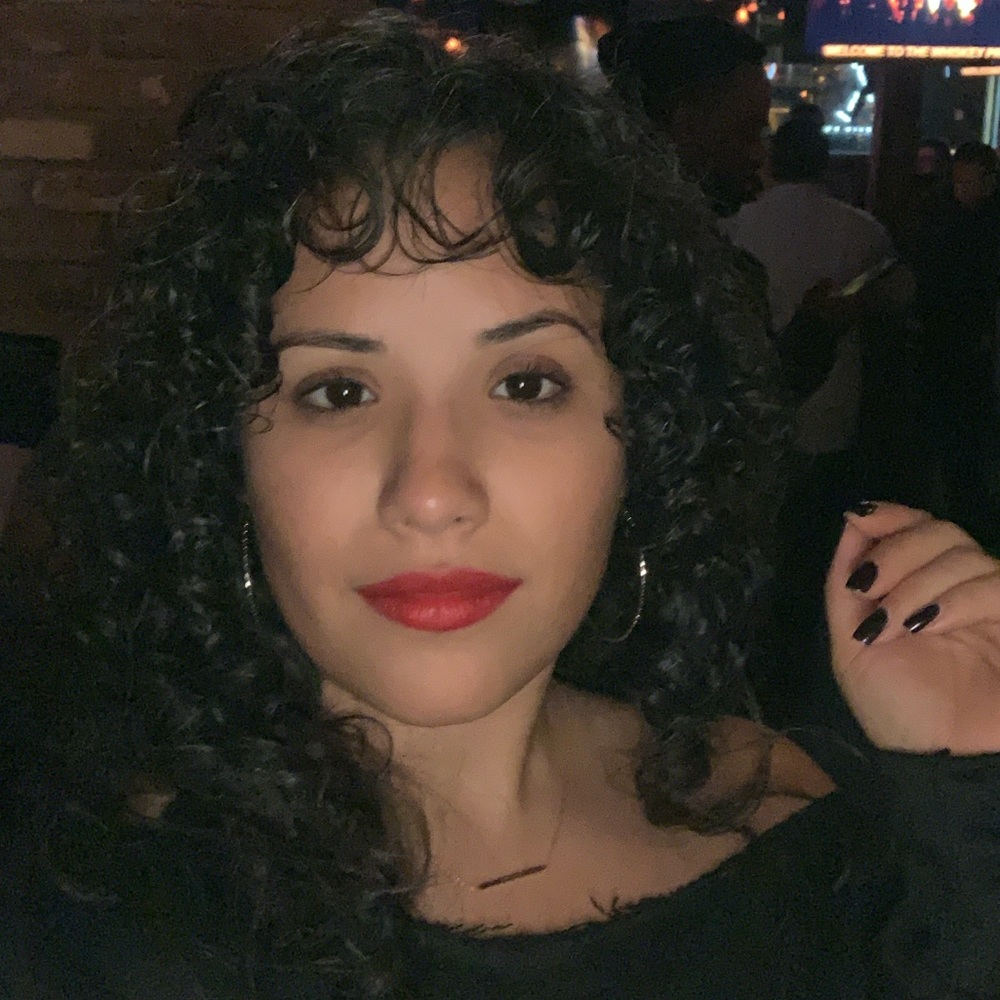 Meet your Posher, Victoria